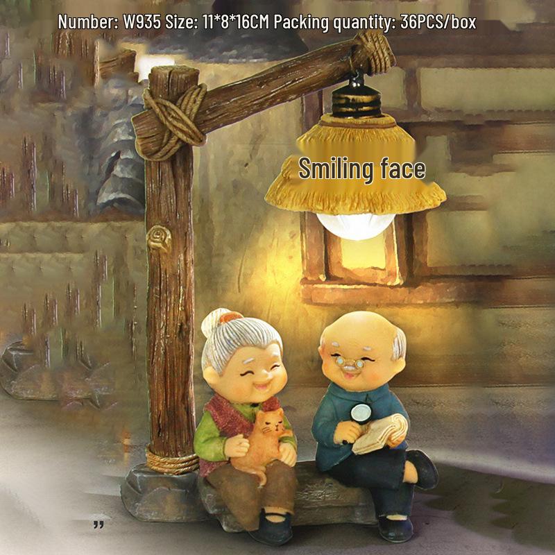 Resin Elderly Couple Statue: Anniversary & Birthday Gift for Home Decor