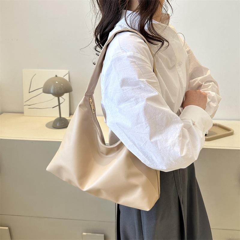 Premium textured bag women's 2025 new large-capacity popular autumn and winter shoulder messenger bag women's tote bag