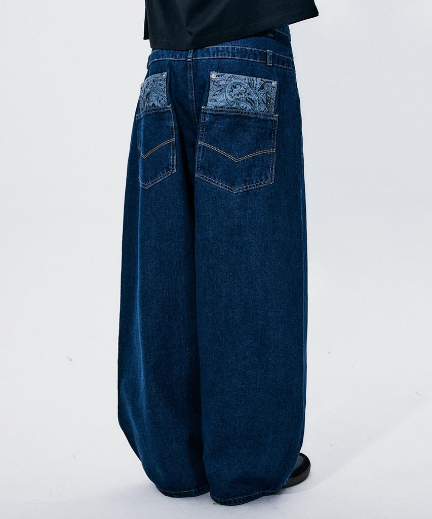 SOMEPLACE MAN Paisley Bandana Color Block Pocket Detail Wide Fit Denim Pants [Medium Blue]