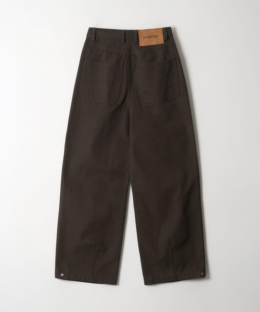 DTHIRTYONE Side-Snap Balloon Curved Pants (Brown)