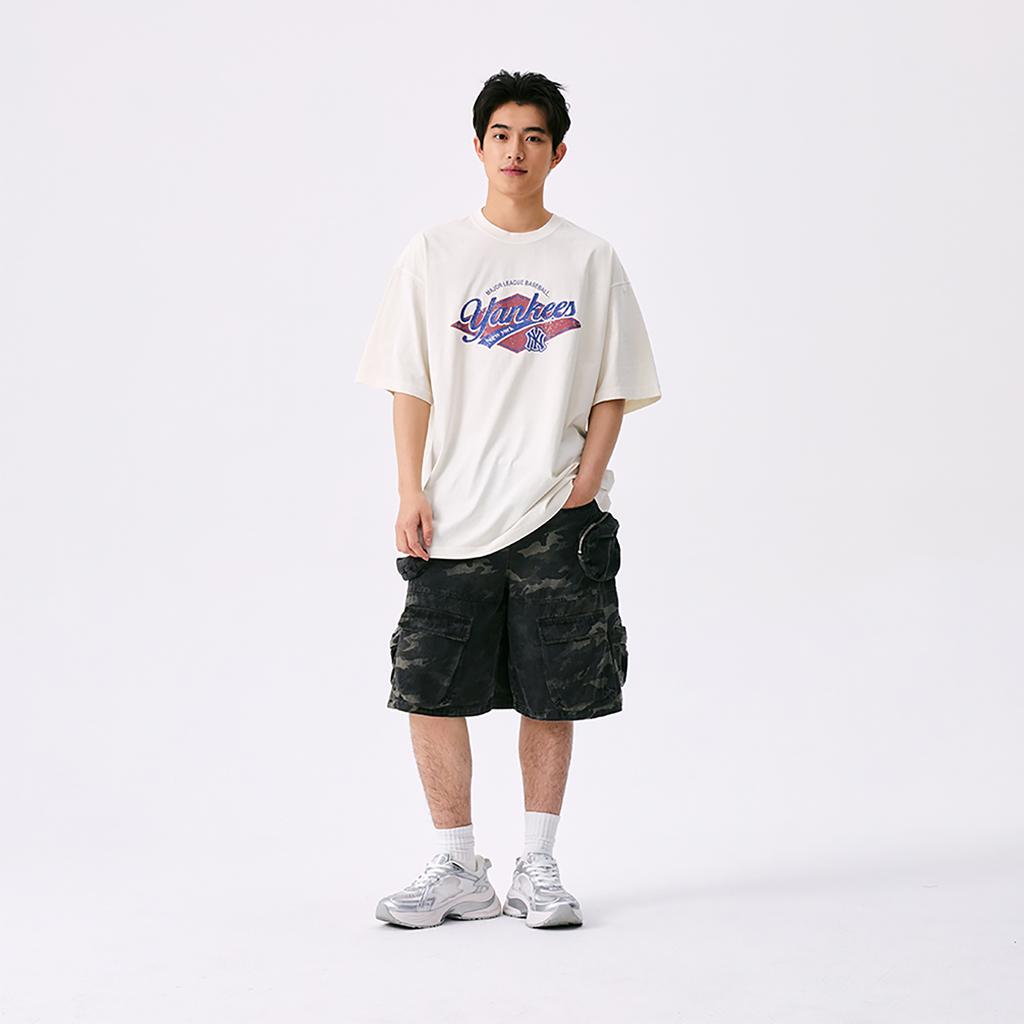 New MLB Preppy Style Collection New York Yankees SS25 T Shirt Unisex Deep Ivory 3ATSV0753-50CRD