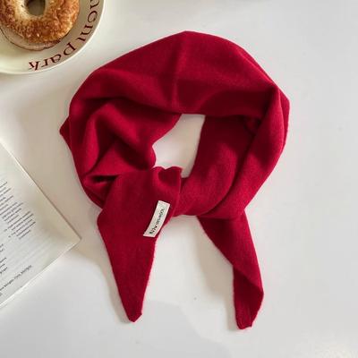 Écharpe Triangle en Laine Pure Écharpe Tricotée de Niche Écharpe Multifonctionnelle pour Femmes Chaude et Polyvalente Automne et Hiver Nouvelle Tendance