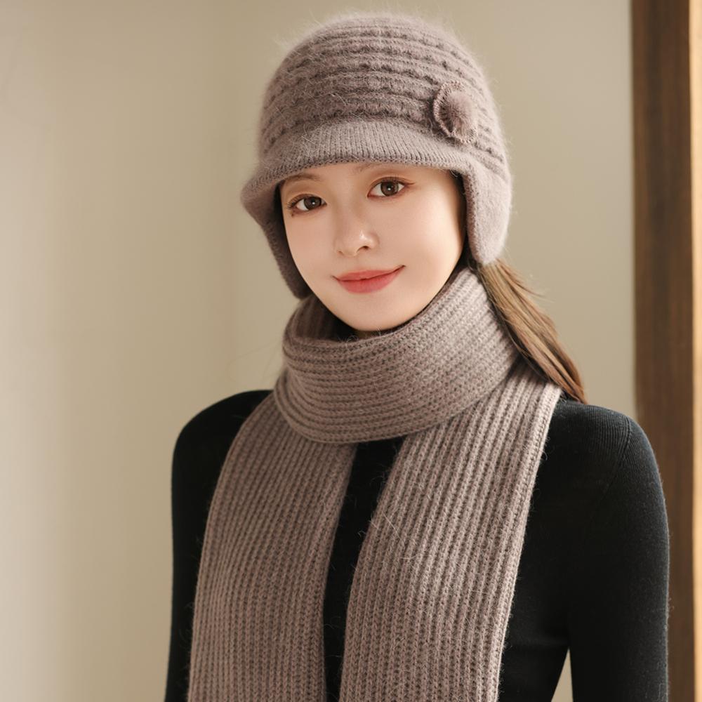 Neuer Stil Damenmode Winter Warmhalten Anzug Weiblich Dandy Mützen für Frauen Lässige Kaninchenfellmischung Strickmütze Wintermütze Set