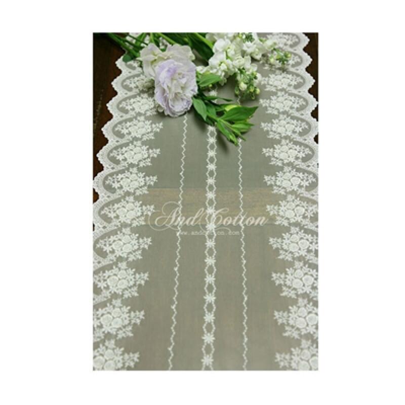 

Rose Runner [120cm] white