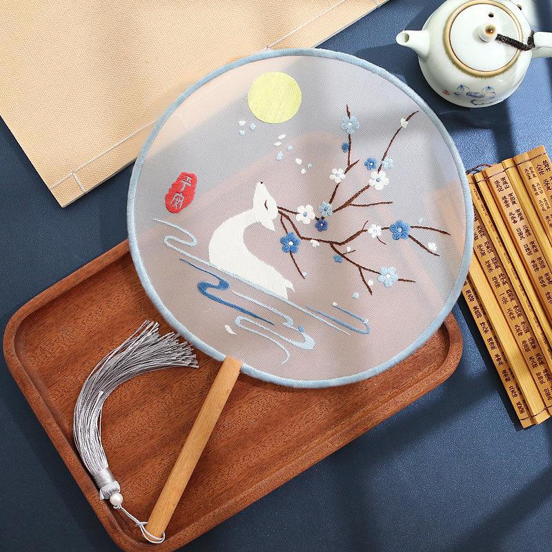 DIY Anfänger Sommer Stickset: Runder Fächer im antiken Stil mit Su-Stickerei und Bandstempel