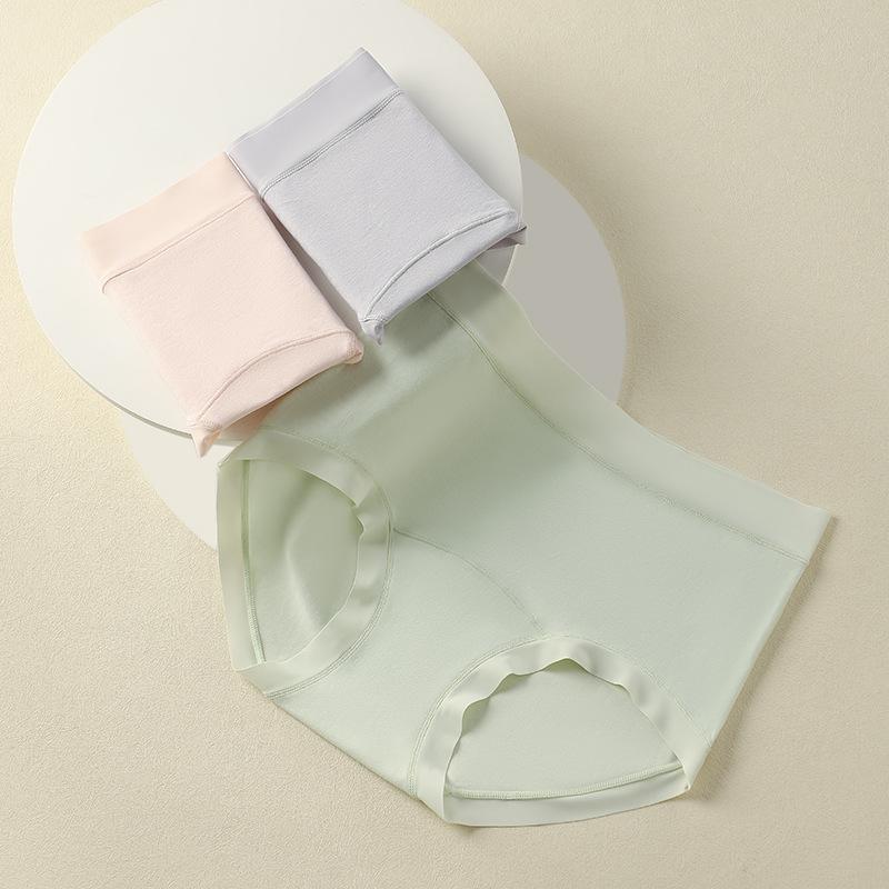 Ladies Spring and Summer Simple Pure Cotton Antibacterial Extension Crotch No Trace Breathable Briefs