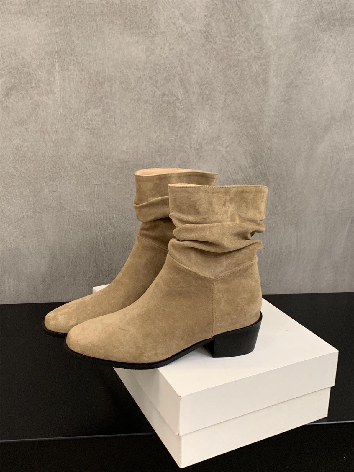 

Короткие сапоги 2024 осень и зима новая замшевая круглая голова толстый каблук средний каблук короткие сапоги плиссированные сапоги-трубы высокий каблук ковбойские сапоги 40 хаки