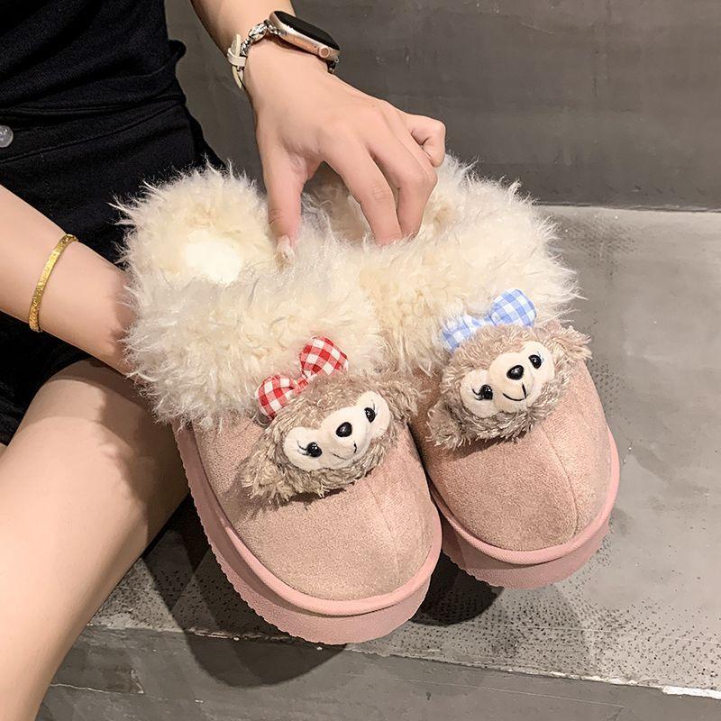 Cute cartoon thickened one-pedal cotton mop 2025 winter new fashion outer wear comfortable velvet doll cotton shoes women