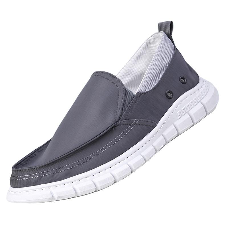 

Men s casual shoes fashion sports shoes men s comfortable sports running shoes fabric Italian design 39 чорний