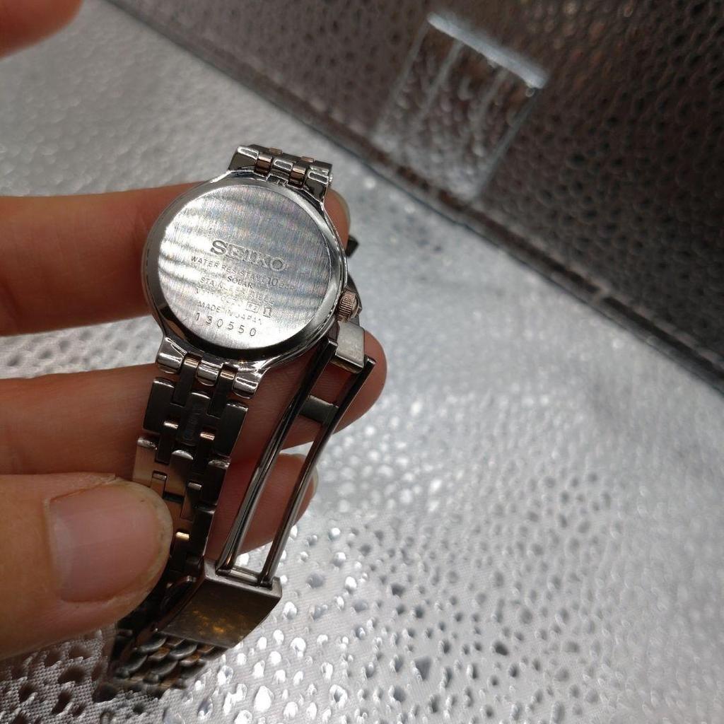 [USED] Seiko Exceline 2-piece diamond watch with box, instruction manual and links, solar-powered