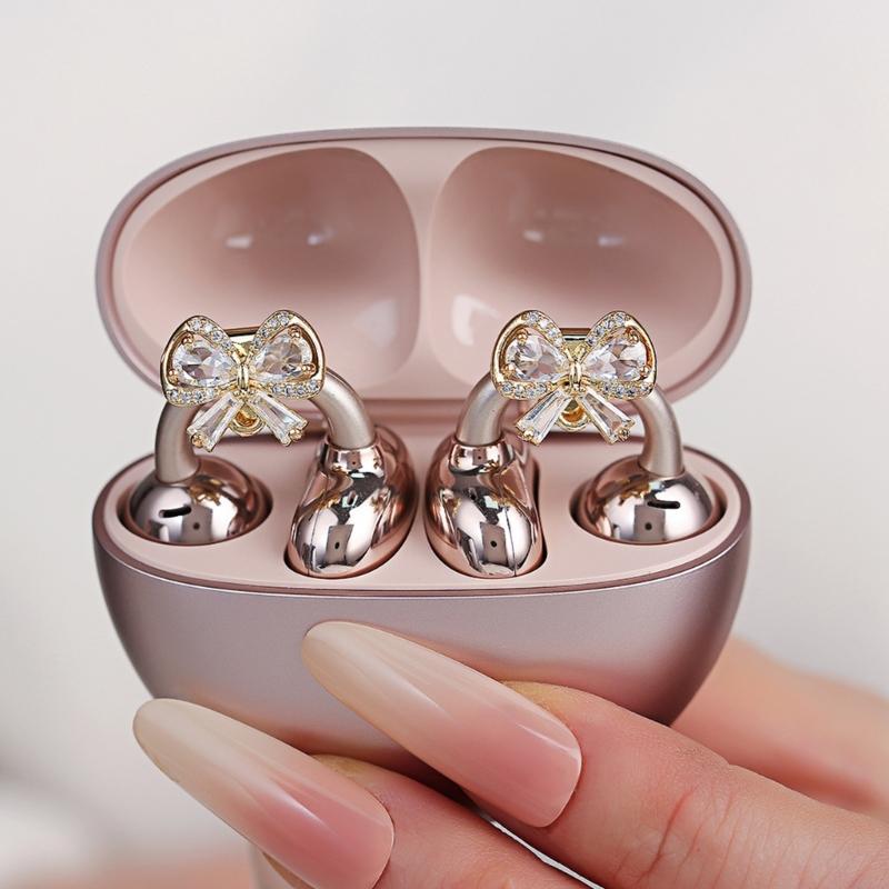 Stylish Metal Bows Decor Adorned with Zircon Stones Embellished Bows Clip On Charm for Freeclip 1/2 Wireless Earphones