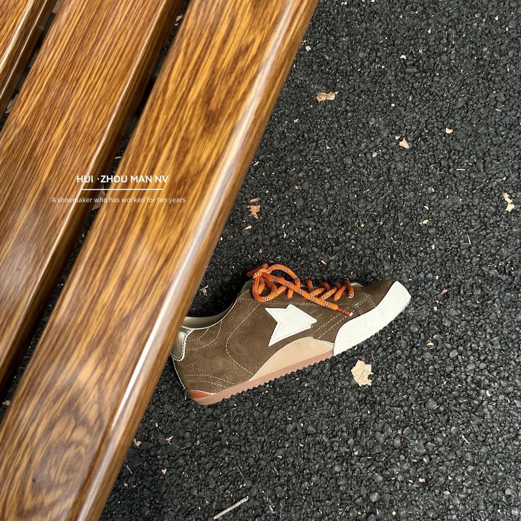 Cowhide retro German training shoes women's 2025 autumn and winter round head lace-up versatile casual sports shoes increase the star small dirty shoe