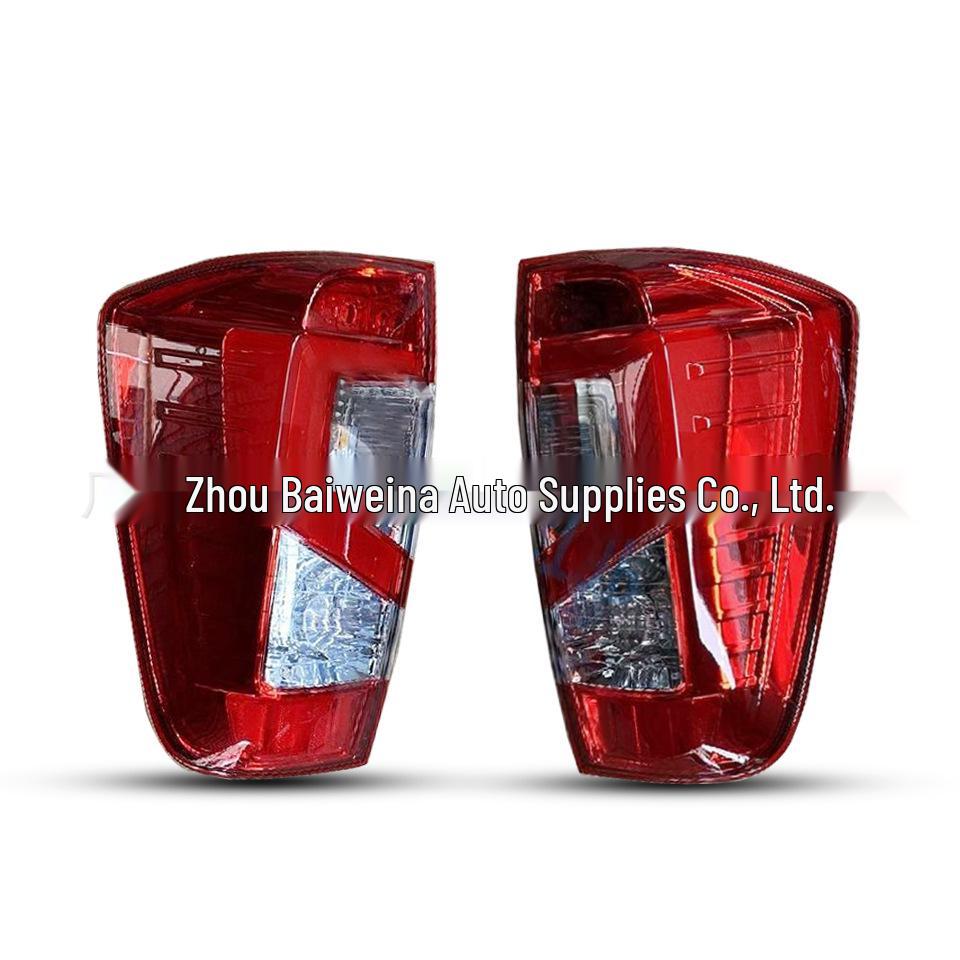 

LED Smoked Tail Lights for Nissan Navara NP300 D23 (2015-2021) чорний