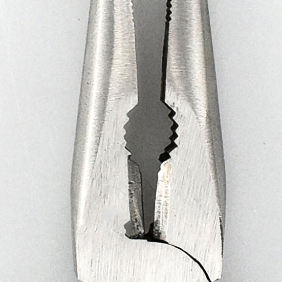 Spitzzange, handwerkliche Elektrikerzange, Drahtkabelschneider für die Reparatur von Schaltkreisen