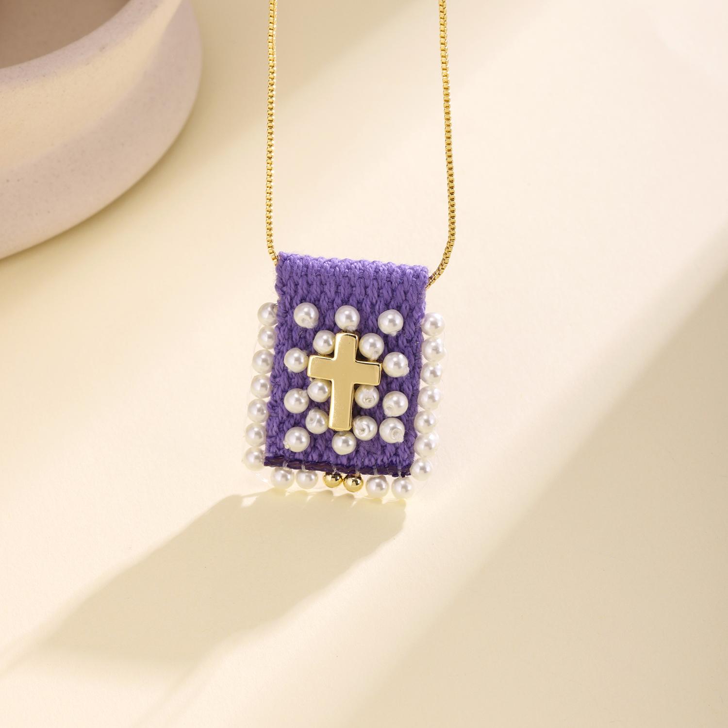

Nidin Boho Textured Crochet Bible Pendant Necklace Pearl Beaded Cross Chain Choker Religious Style Jewelry For Women Daily Wear фіолетовий