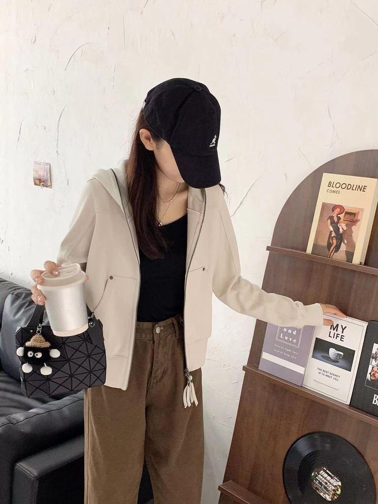Trendy Women's Hooded Sports Cardigan: New Motorcycle-Style Casual Top for Autumn/Winter