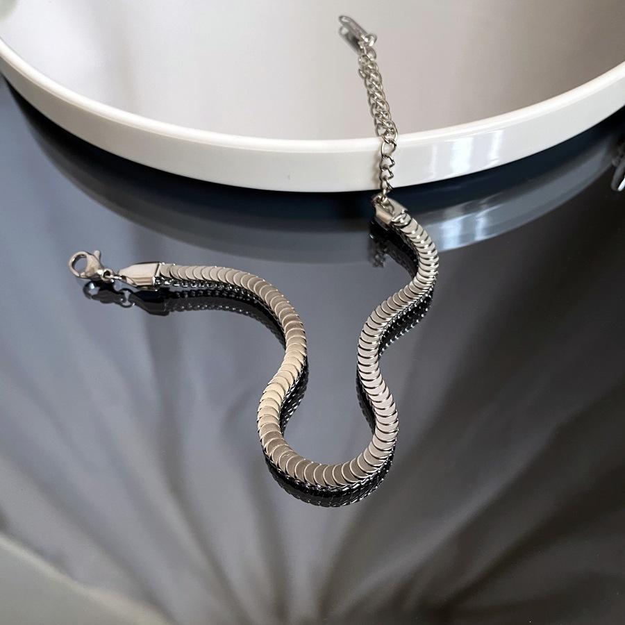 Titanium steel non-fading new fish scale plain chain Cuban chain high-end necklace for women simple clavicle chain bracelet set