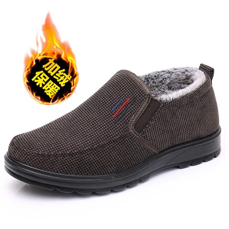 

Men s extra large size cotton shoes, piled and thickened warm soft soles, middle-aged and elderly father shoes, casual old Beijing cloth shoes 48