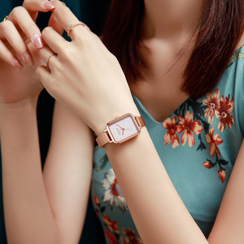 Square women's watches, trendy, stylish, simple, small square watches with steel straps, top ten brands of women's watches.