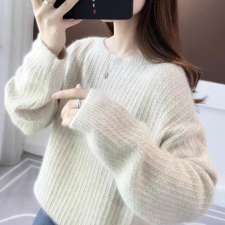 Autumn and Winter Women's Round Neck Pullover Sweater Loose Solid Color Long Sleeved Knitted Sweater for Women