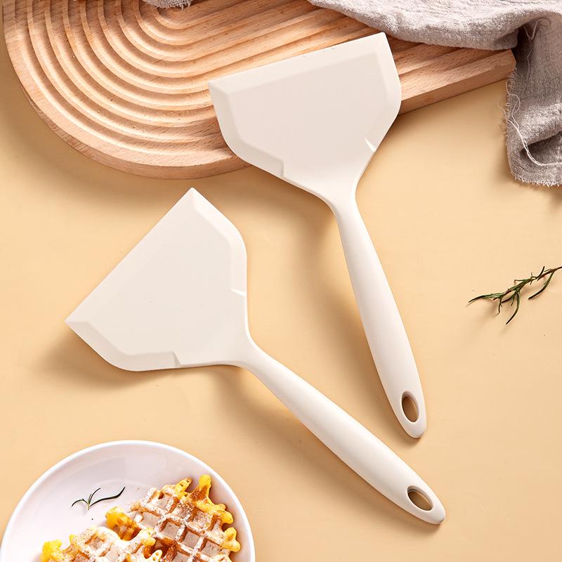 White Silicone Non-Stick Pancake Spatula: High Temperature Resistant Kitchen Tool for Frying Eggs and Tamagoyaki