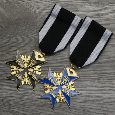 Azul Hoja Prusiano Azul Hierro Marx Orden de la Cruz Maltesa Insignia de Valor
