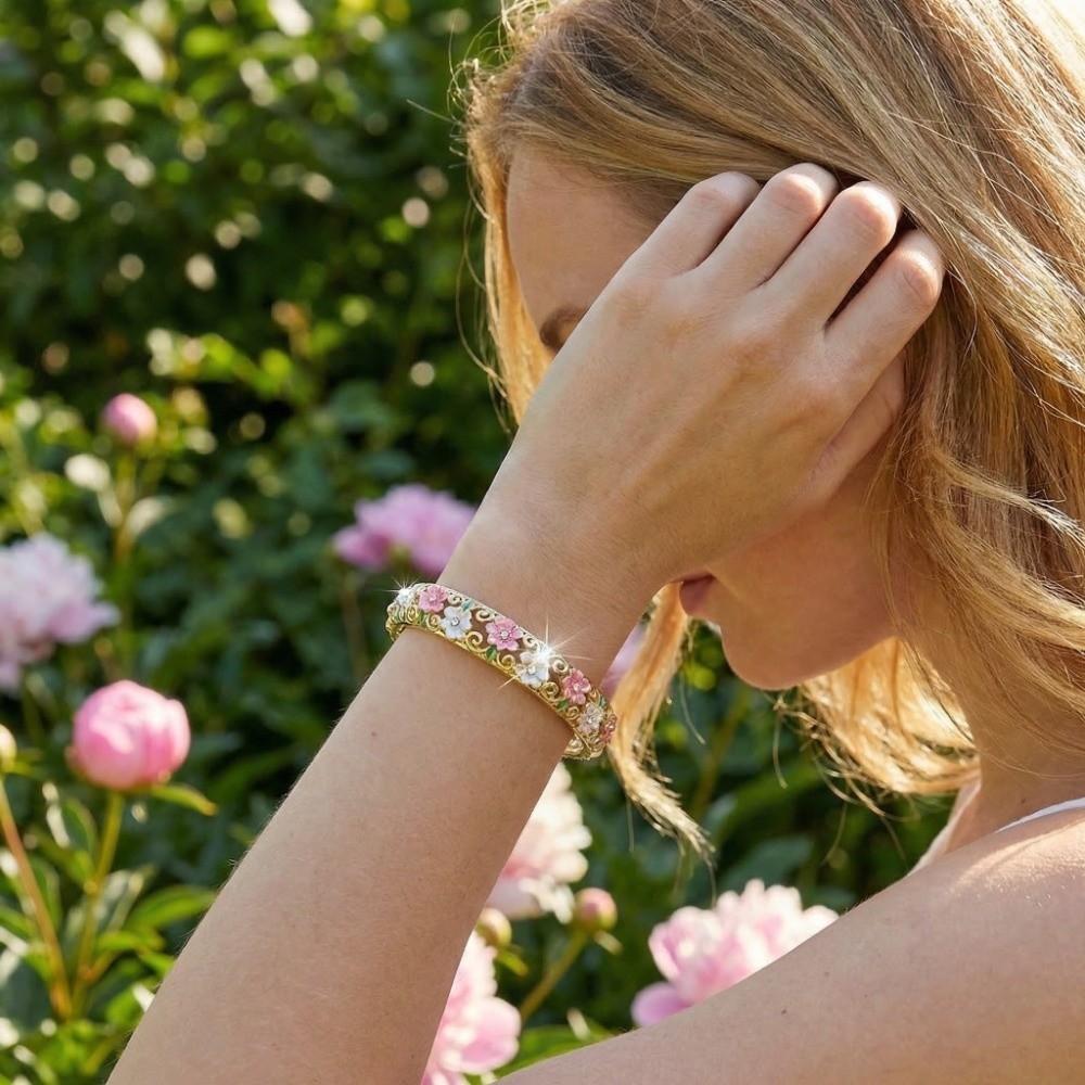 Enamel Flower Crystal Bangle Hollow Women's Hand Bracelet Vintage Cloisonne Bangle Jewelry Gifts