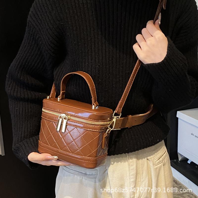 Premium Sense Box Bag Women's Versatile 2025 New Autumn and Winter Fashion Shoulder Messenger Bag Women's Portable Bucket Bag