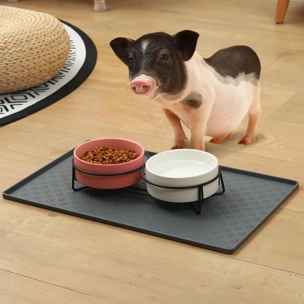 Pet Placemat Nonspill Easy To Clean Foldable Cat and Dog Feeding Mat Silicone Non-slip Waterproof Pet Mat