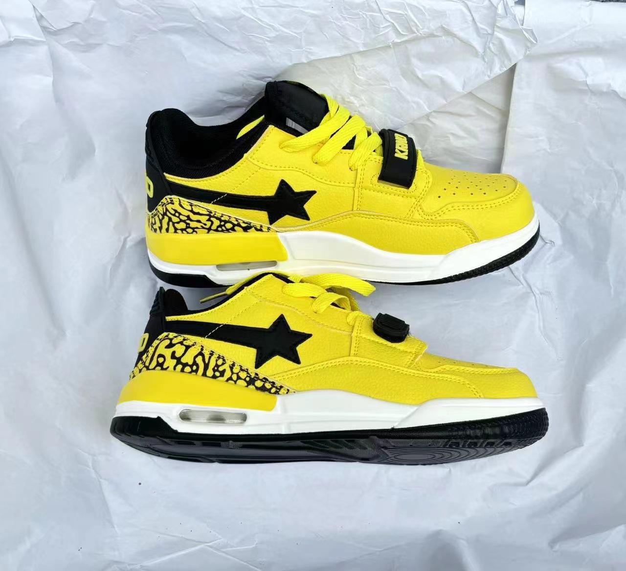 

Висока цінність контрастний колір коледж стиль повітряна подушка повсякденні кросівки для пари бігу Харадзюку дихаючі спортивні кросівки 42