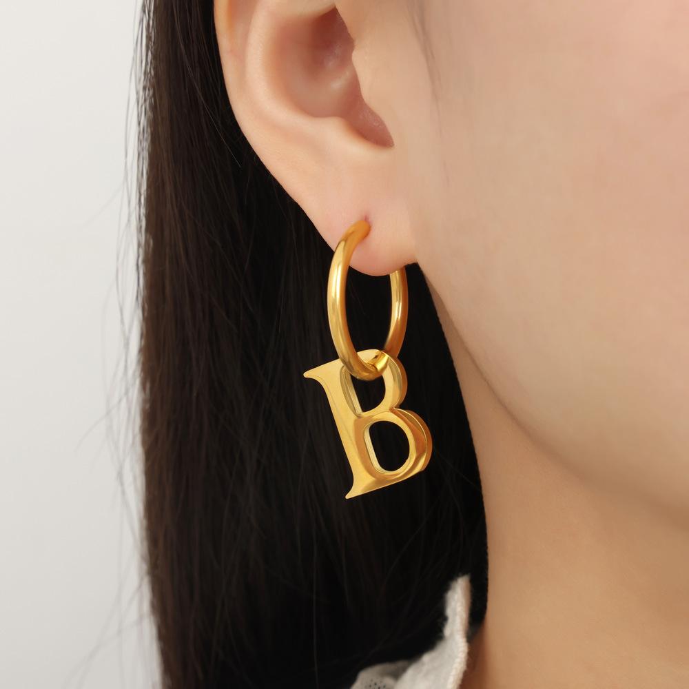 Neuer Stil Mode Nischendesign Titanstahl Vergoldet Abnehmbare B-förmige Anhänger Ohrringe Schmuck