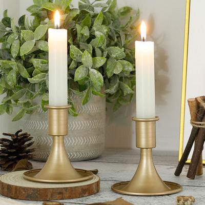 Retro Gold Taper Candle Stick Iron Handhold Taper Candle Stand Sturdy Household Vintage Candlestick Holder Home Decoration