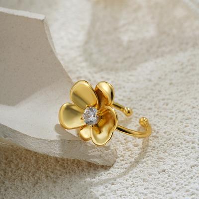 Delicate Flower Ring Open for Women Sparkle Rhinestone Floral Rings Stainless Steel Gold Color Petal Fashion Designer Zircon