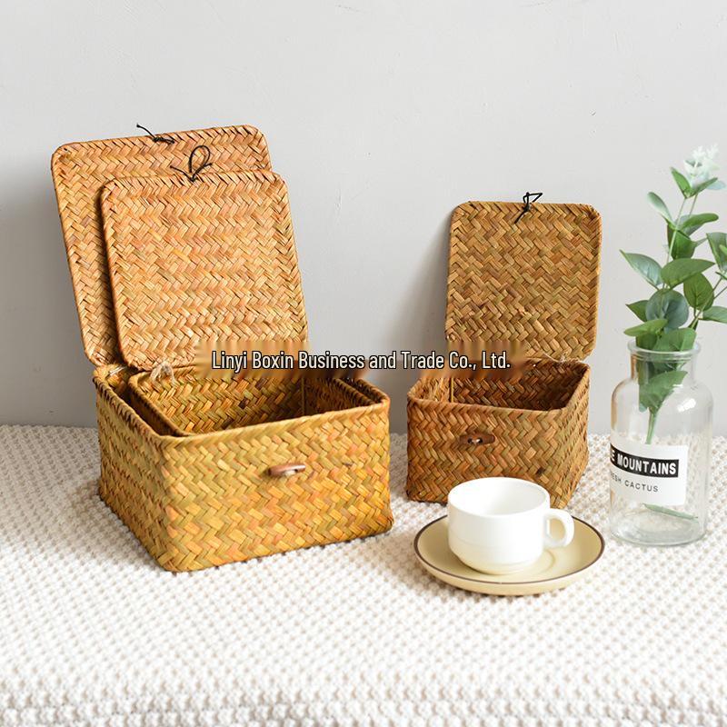 Handmade Straw Rattan Gift Basket with Lid – Woven Storage Box for Stationery & Souvenirs