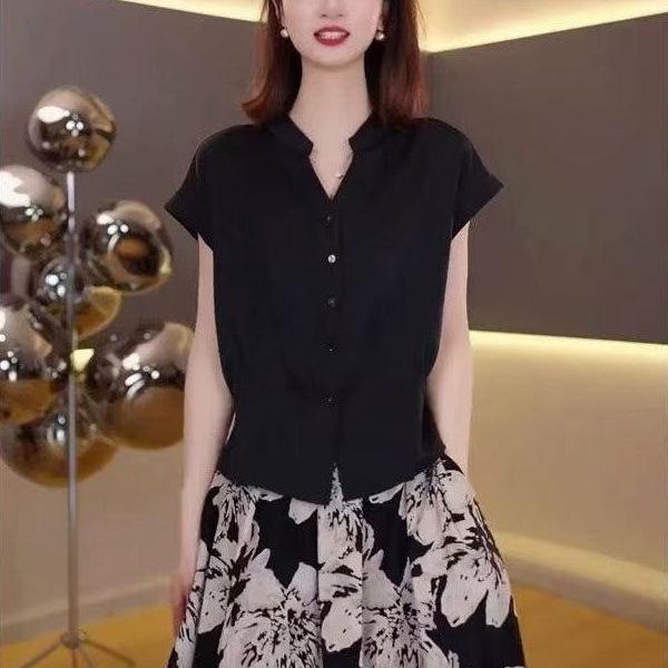 Women's Summer 2025 Slimming Short Sleeve Cardigan Top - Fashionable, Versatile, Age-Reducing Design