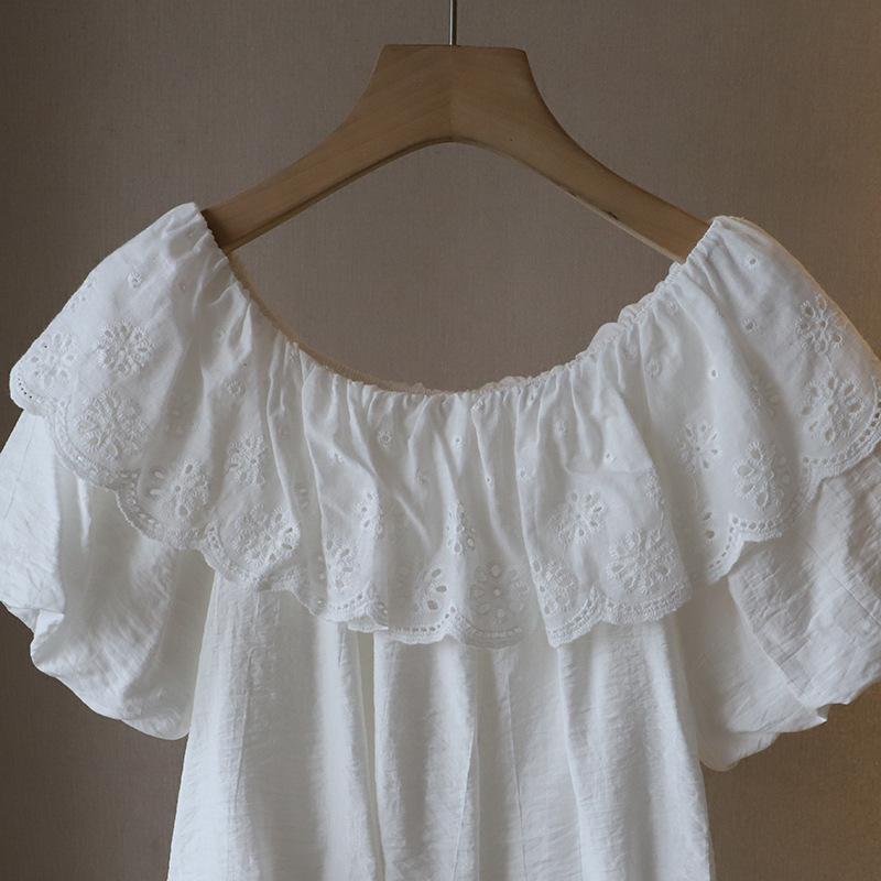 Top da donna francese-coreano con volant e spalle scoperte - Collezione Estate 2025