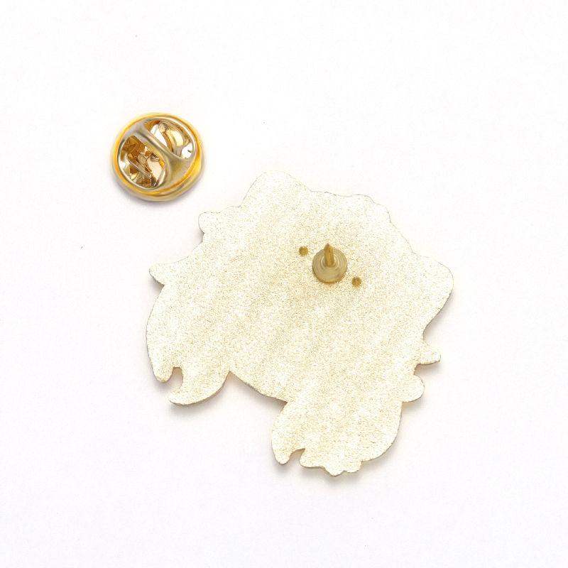 Spy X Family Japanese-style Enamel Pin, Delicate Character Depicting Loid, Yor, and Anya, Cute Backpack Accessory