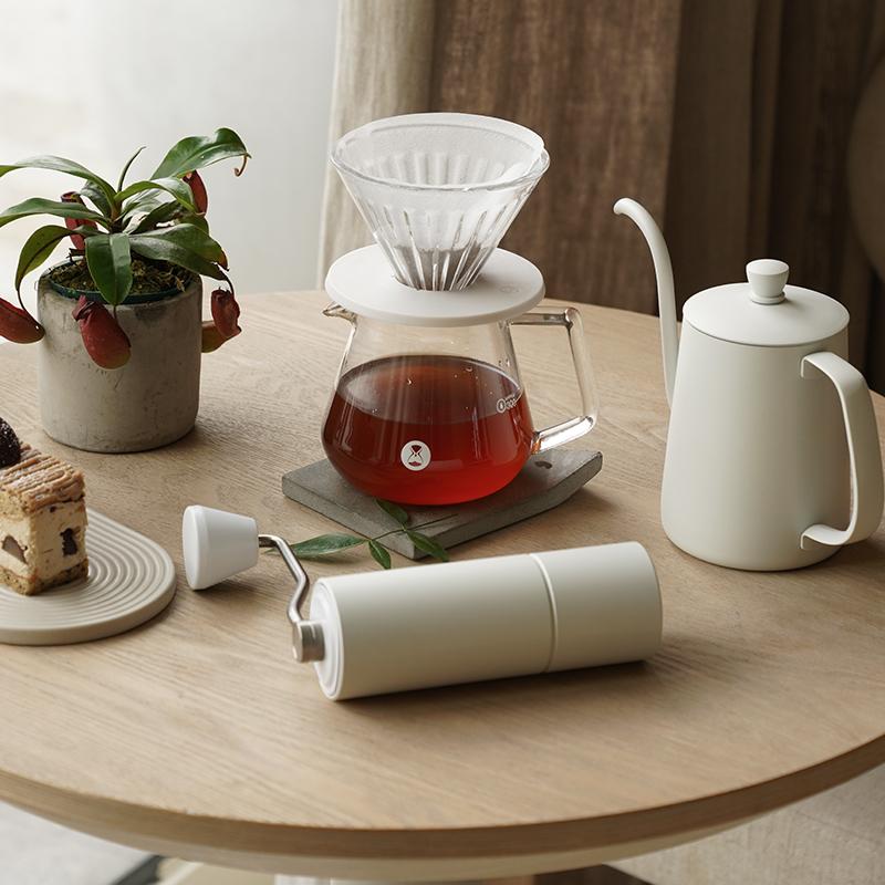 1PC Manual Coffee Grinder Portable Pour over Espresso Grinder Burr Inside Hand Grinder With Double Bearing