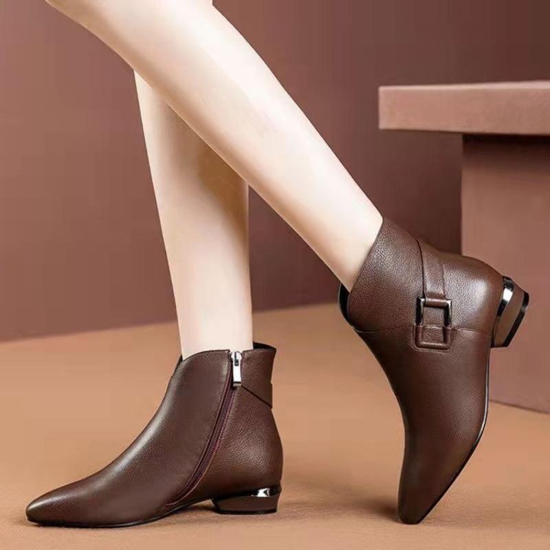 Short Boots Women's New Autumn-winter Style Pointed Toe Short Boots, Versatile Leather Shoes