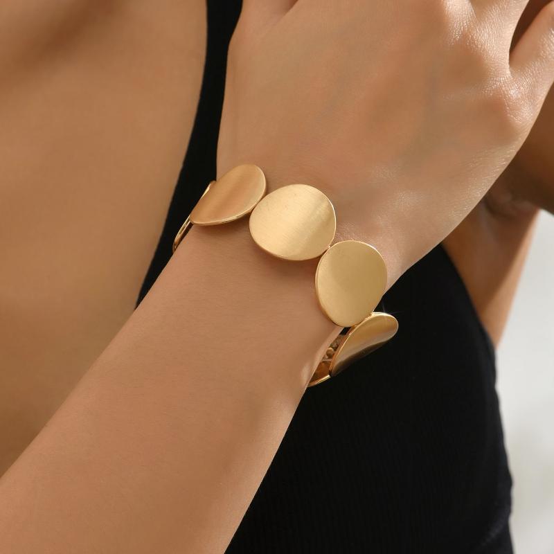 

1pc Fashionable Gold-Toned Elastic Bracelet one-size золотой