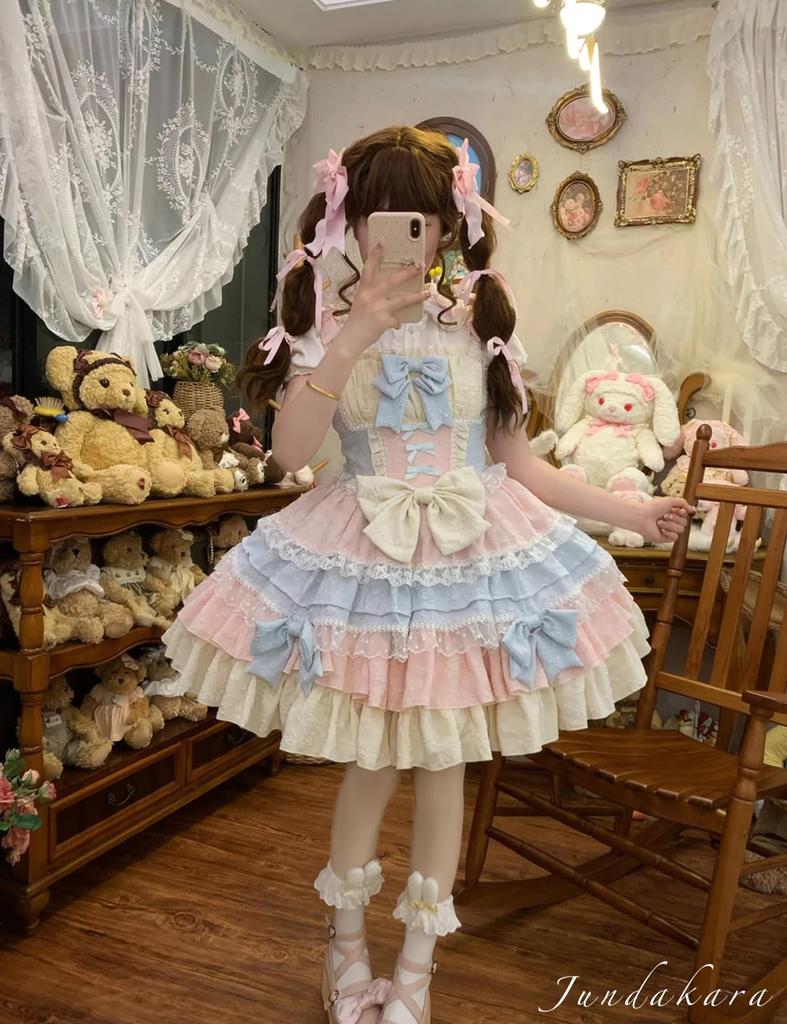 Jundakara Stufen-JSK Latzrock mit Spitze Traumhaft und Niedlich Süßes Lolita-Kleid für Lolita-Studenten Leichtes Band, Schnürung, Rüschen, Einsätze. Frauen.