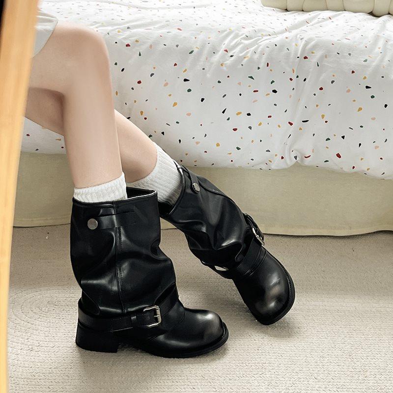 

Cowboy boots short boots thick heel pleated knight boots retro boots western black heap autumn and winter 2025 women s new models 39