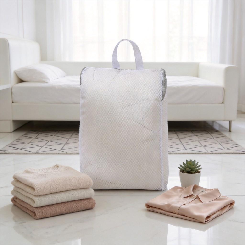 Laundry Wash Bag With 3d Mesh Breathable Design For Machine Wash Protection