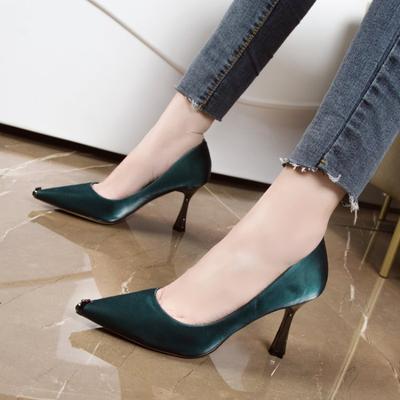 Scarpe Singole con Tacco Alto Eleganti da Pendolarismo Opache con Decorazione in Metallo Novità 2024 Europee e Americane Professionali Trafza