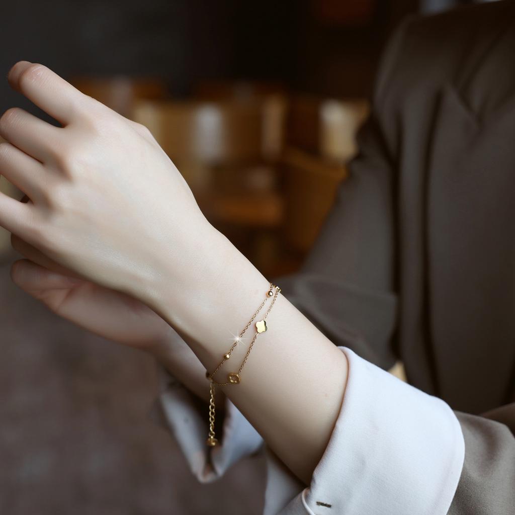 Double-layer Four-leaf Clover Titanium Steel Bracelet for Women Fashionable Versatile Exquisite High-end Jewelry Colorfast
