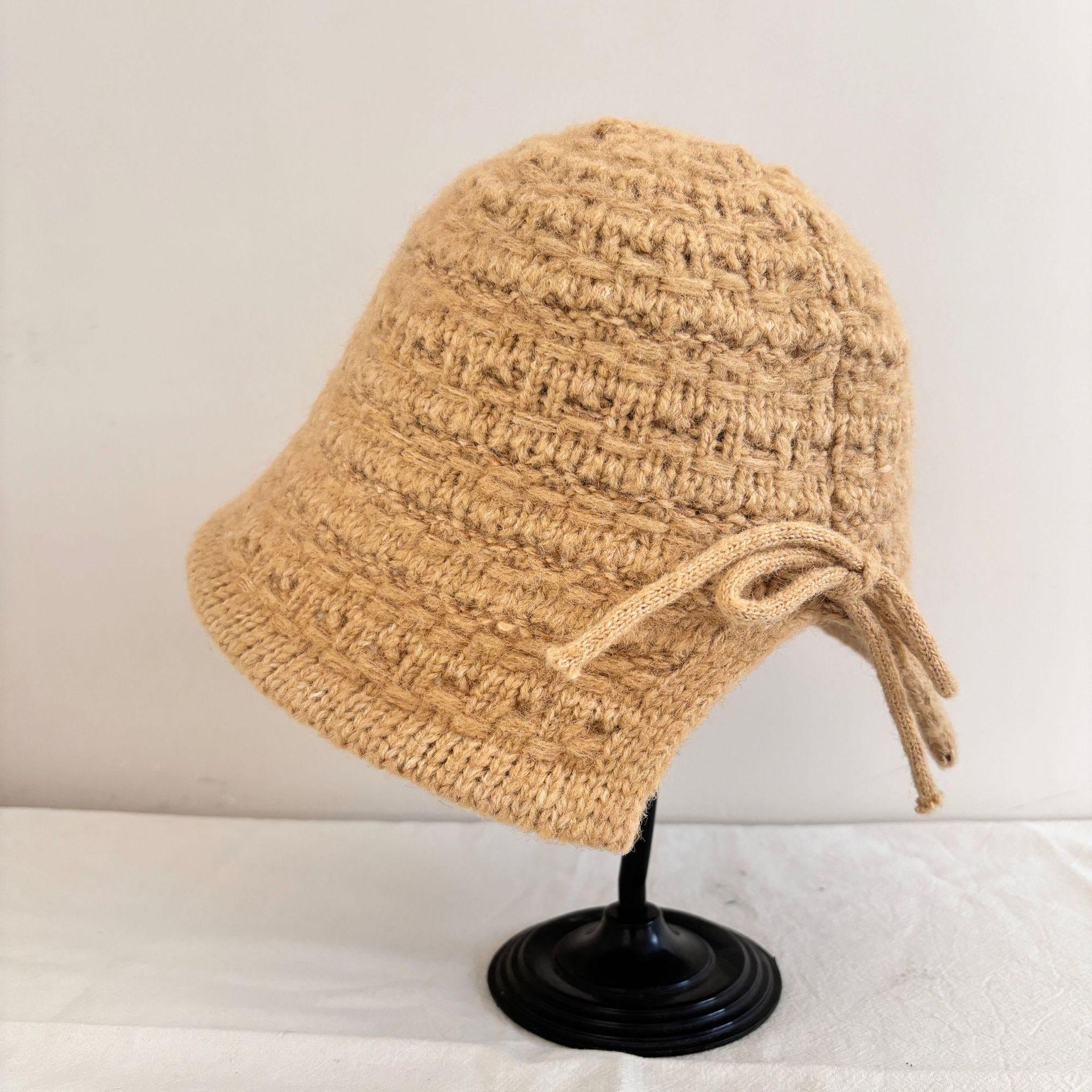 

Autumn and winter sweet beautiful woman warm ear protection bucket hat after the tide open and show the face small hollow sunshade M（56-58cm） хакі