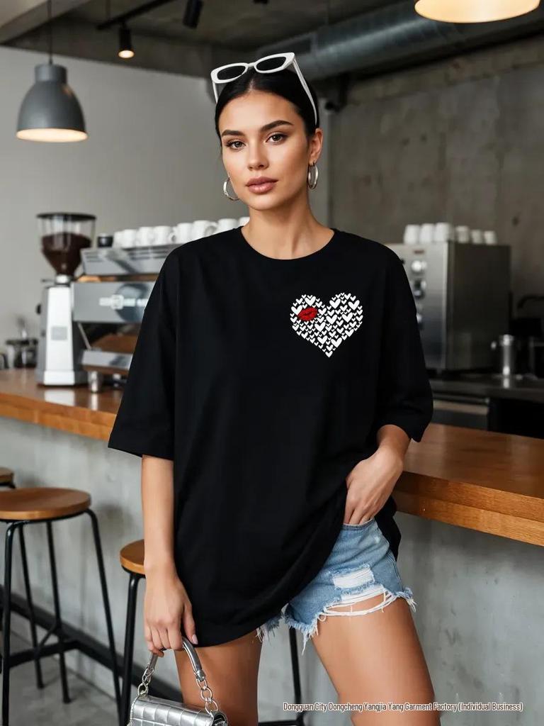 Women's Stylish Heart Print Cotton Short Sleeve Top - Trendy & Versatile Summer Arrival