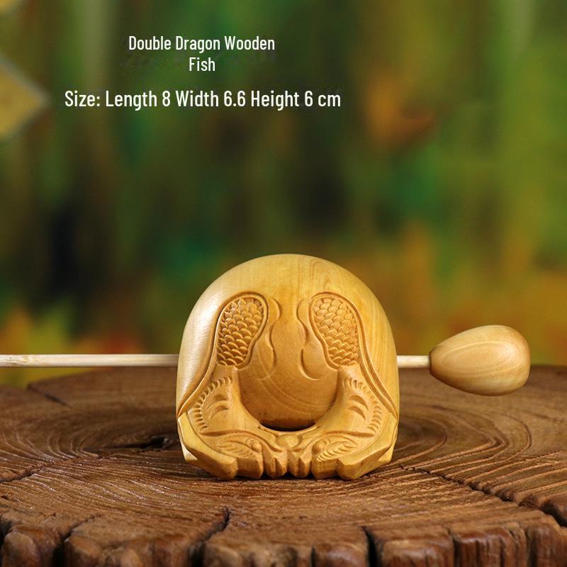 Portable Boxwood Percussion Meditation Instrument: Mini Wooden Fish Carving, Perfect as a Gift or Decorative Ornament.