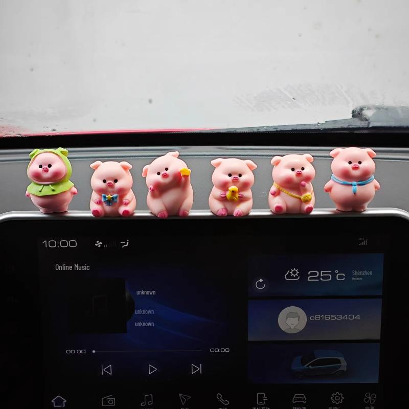 Cute Piglet Car Dashboard Ornament - Mini Interior Decoration