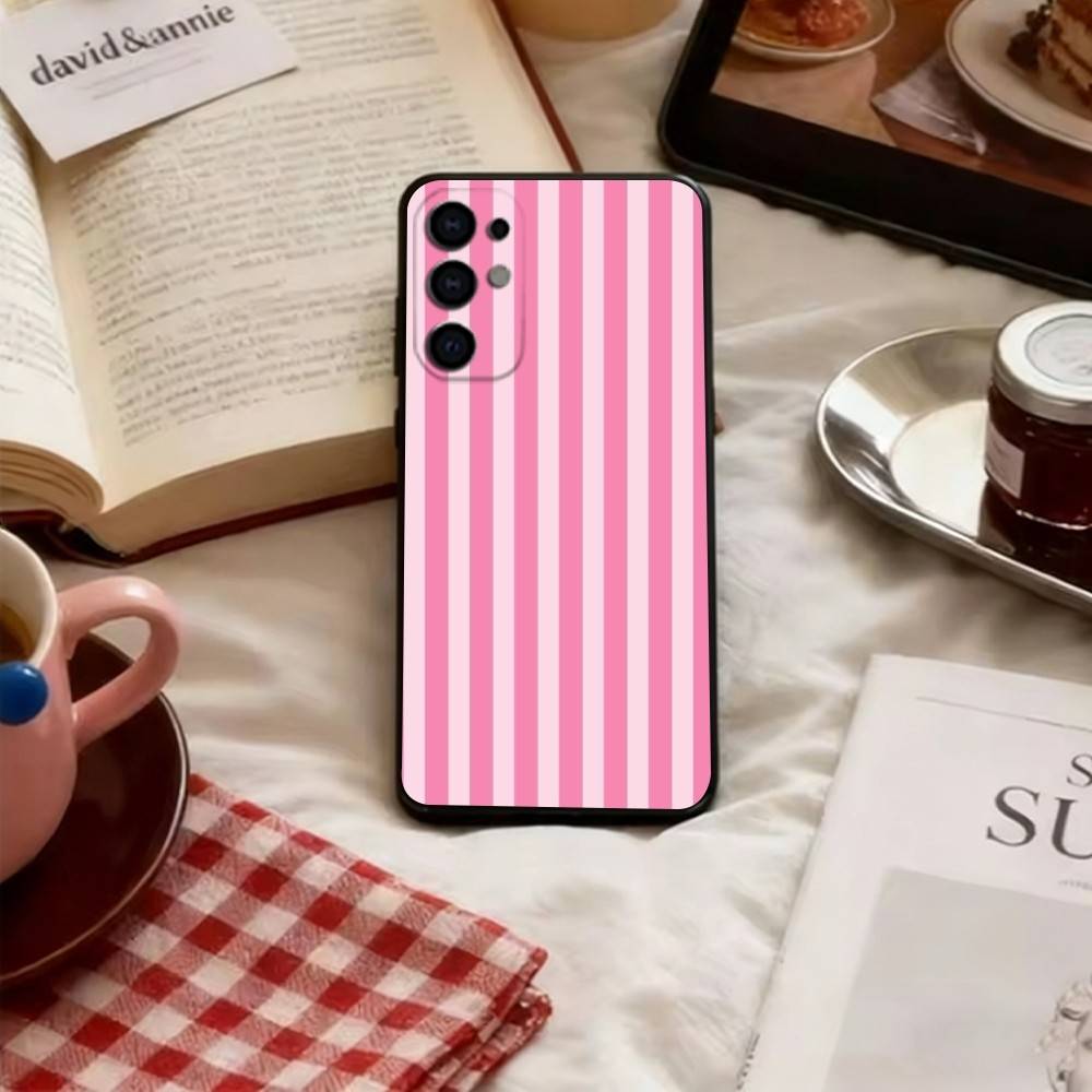 

Clean line art Phone Case Black Silicone Soft For Samsung S25,S24,S21,S22,S23,S30,Ultra,S20,Plus,Fe,Lite Samsung S235G